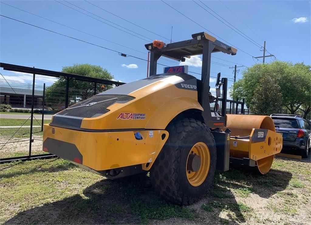 Volvo SD115B Tandemové valce