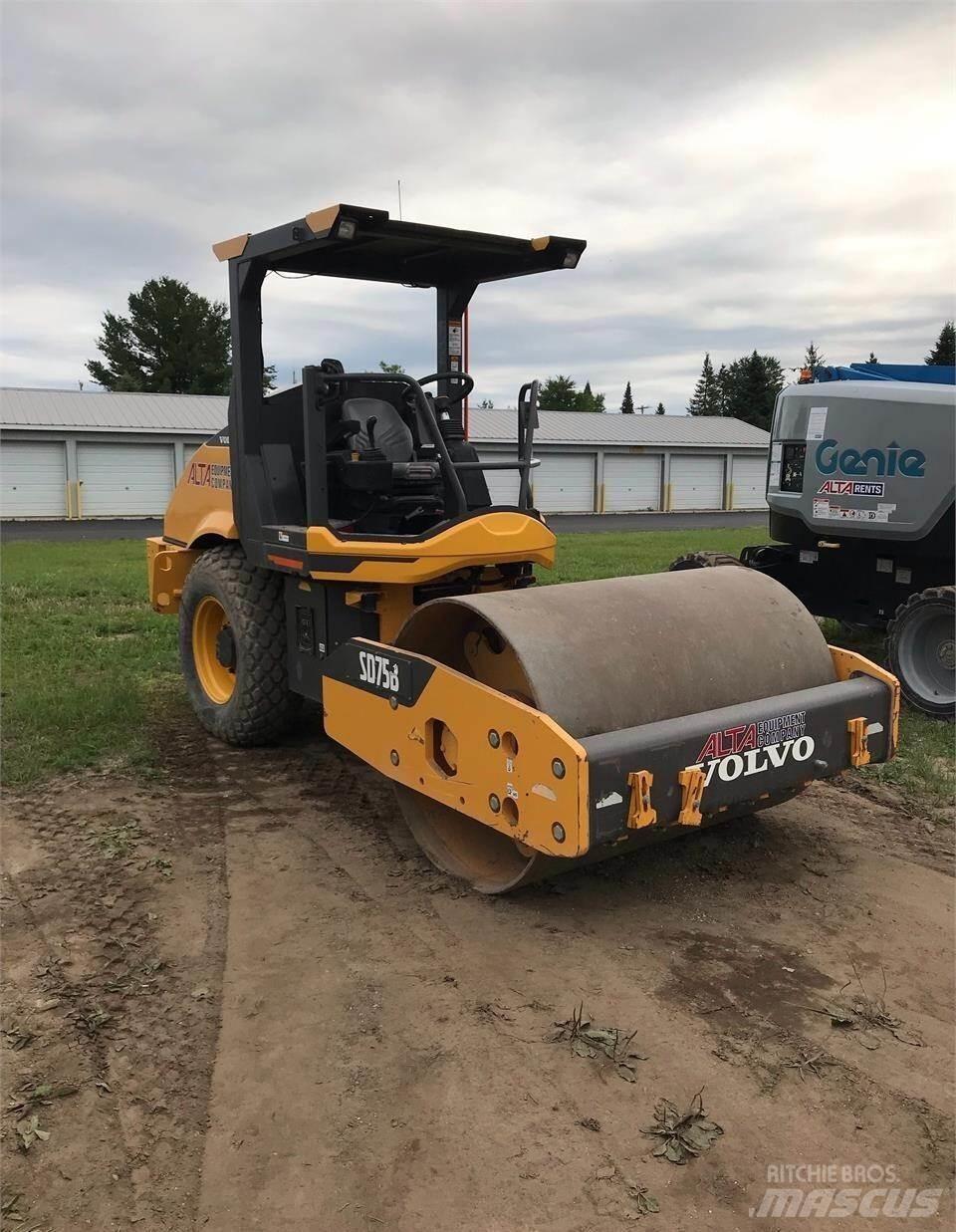 Volvo SD75B Tandemové valce