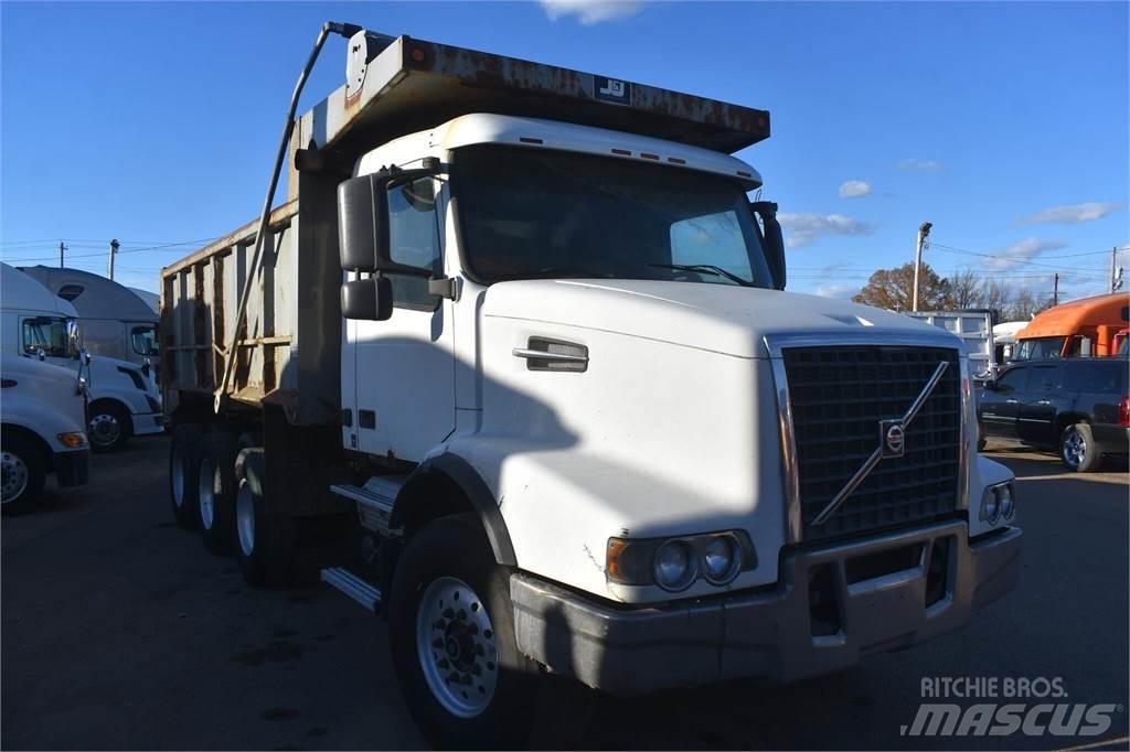 Volvo VHD84B200 Sklápače