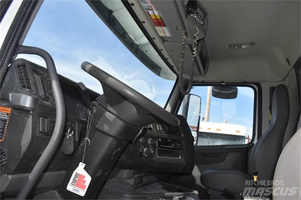 Volvo VHD84B300 Sklápače