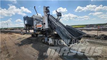 Wirtgen SP15I Stroje na betónové dlaždice