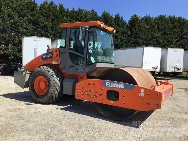 XCMG CV122PD Tandemové valce