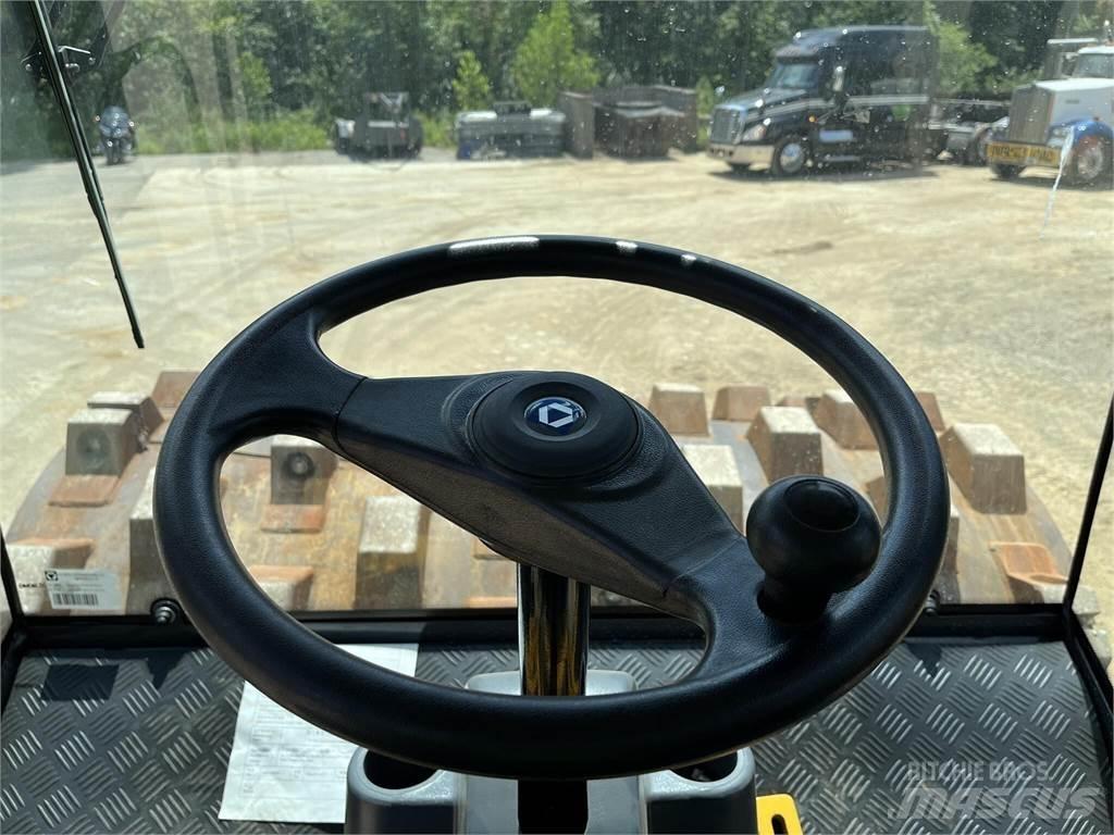 XCMG CV123PDU Tandemové valce