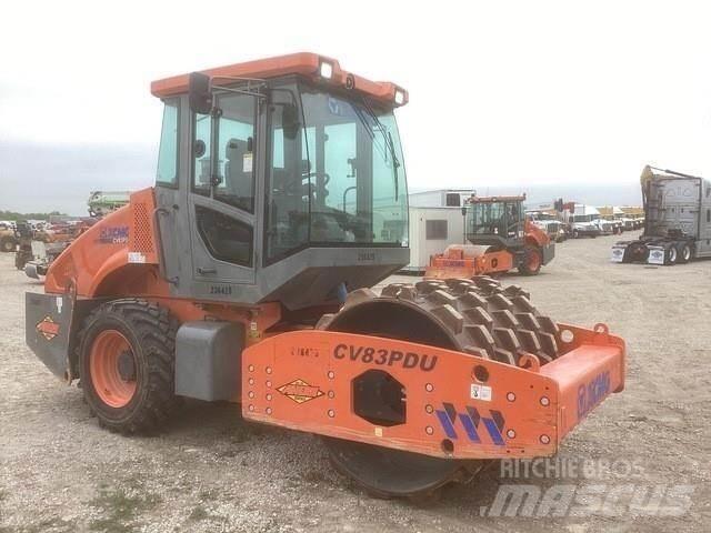 XCMG CV83PDU Tandemové valce