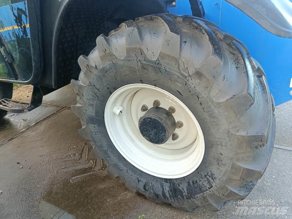 New Holland LM7.35 Teleskopické nakladače pre poľnohospodárstvo