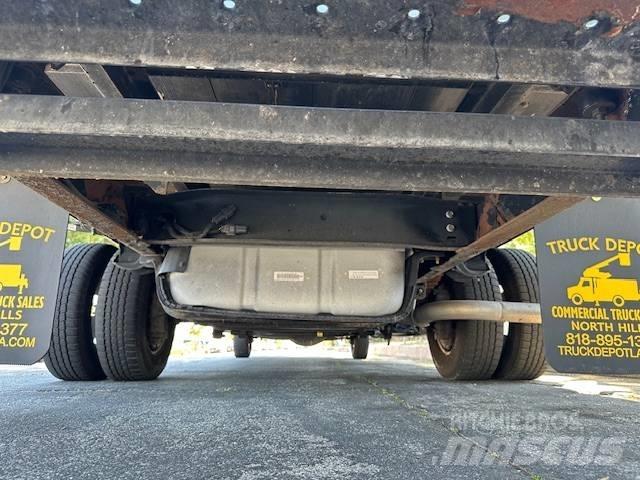 Ford E 450 SD Kombinované/Čerpacie cisterny