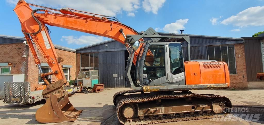 Hitachi ZX 210 LC-3 Pásové rýpadlá