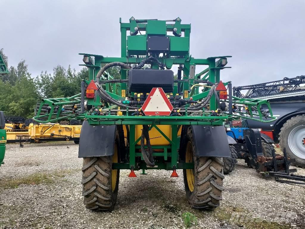John Deere 740 i Ťahané postrekovače