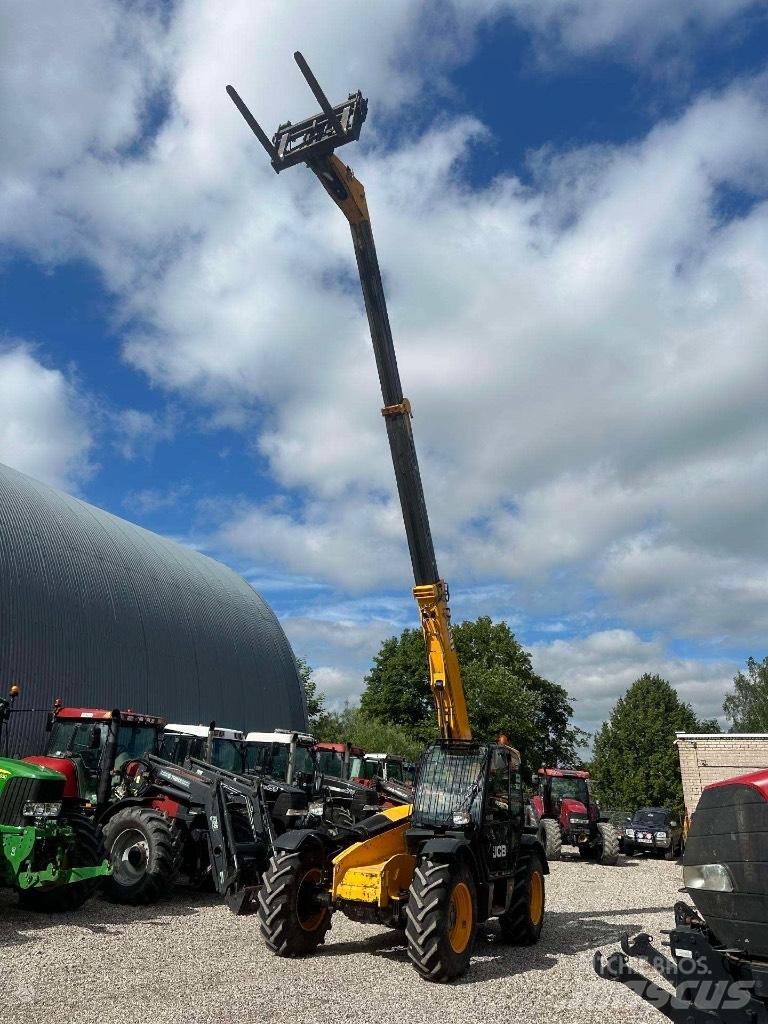 JCB 535-95 Teleskopické nakladače pre poľnohospodárstvo