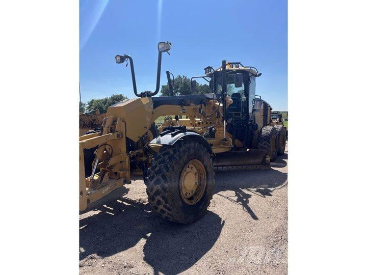 CAT 140 M Grejdery