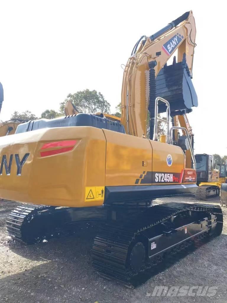 Sany 245 Pásové rýpadlá