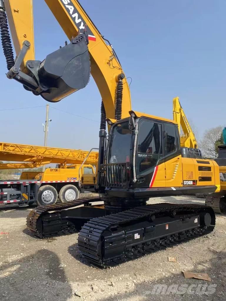 Sany 245 Pásové rýpadlá