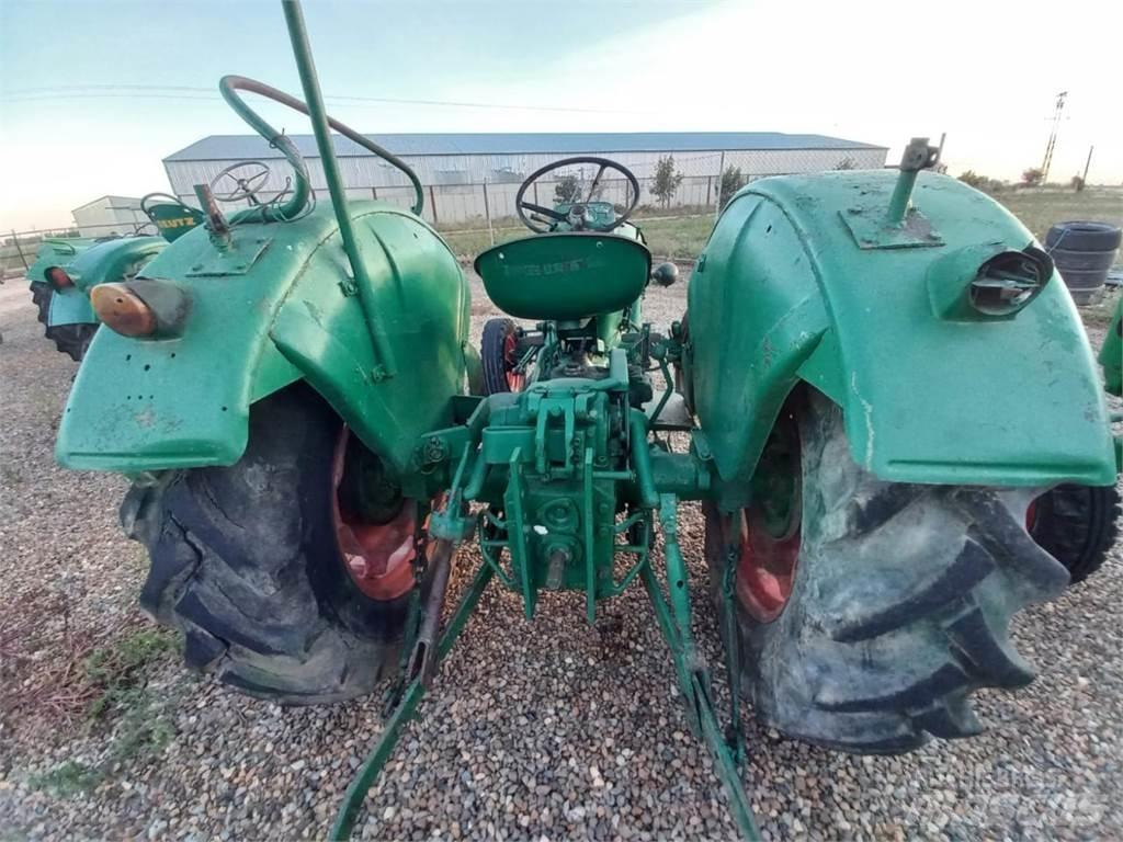 Deutz-Fahr D 40 Traktory