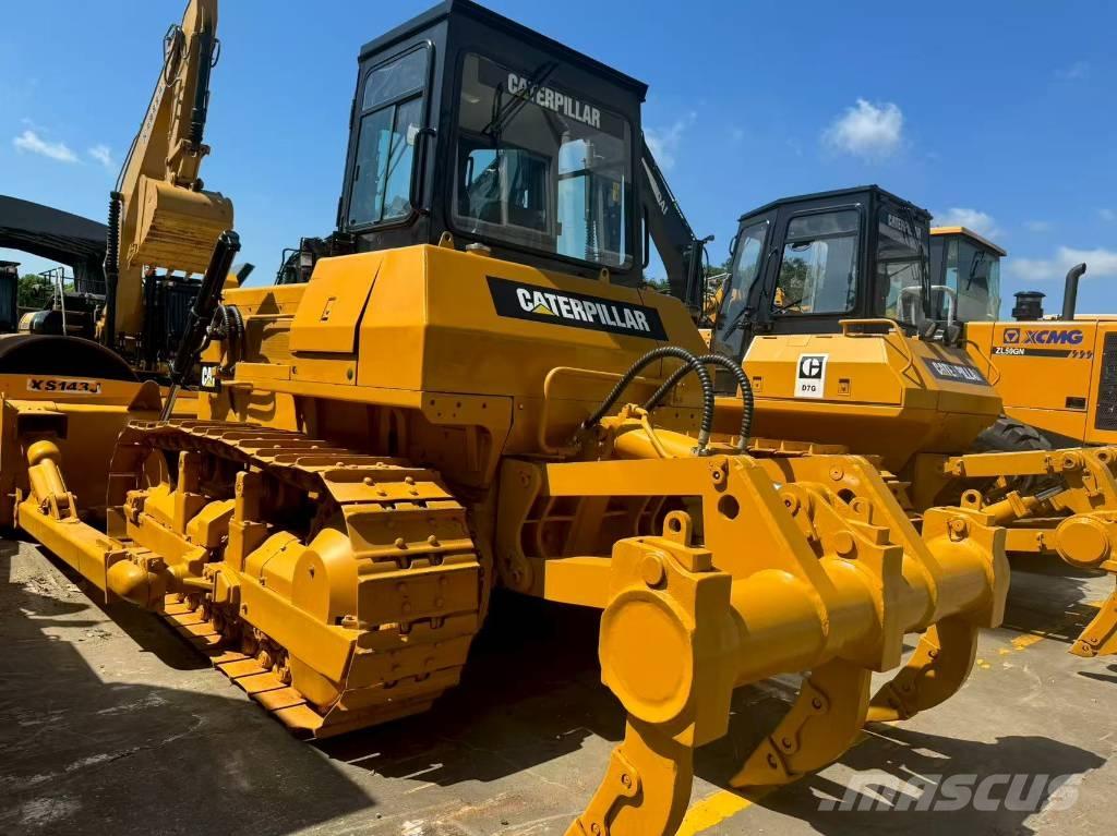 CAT D 6 G LGP II Pásové dozéry