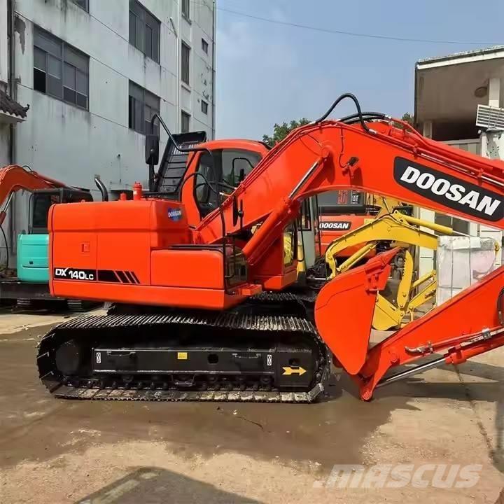Doosan DX150 Pásové rýpadlá