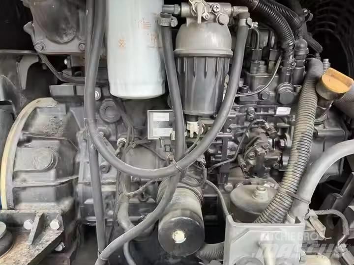 Doosan DX75 Pásové rýpadlá