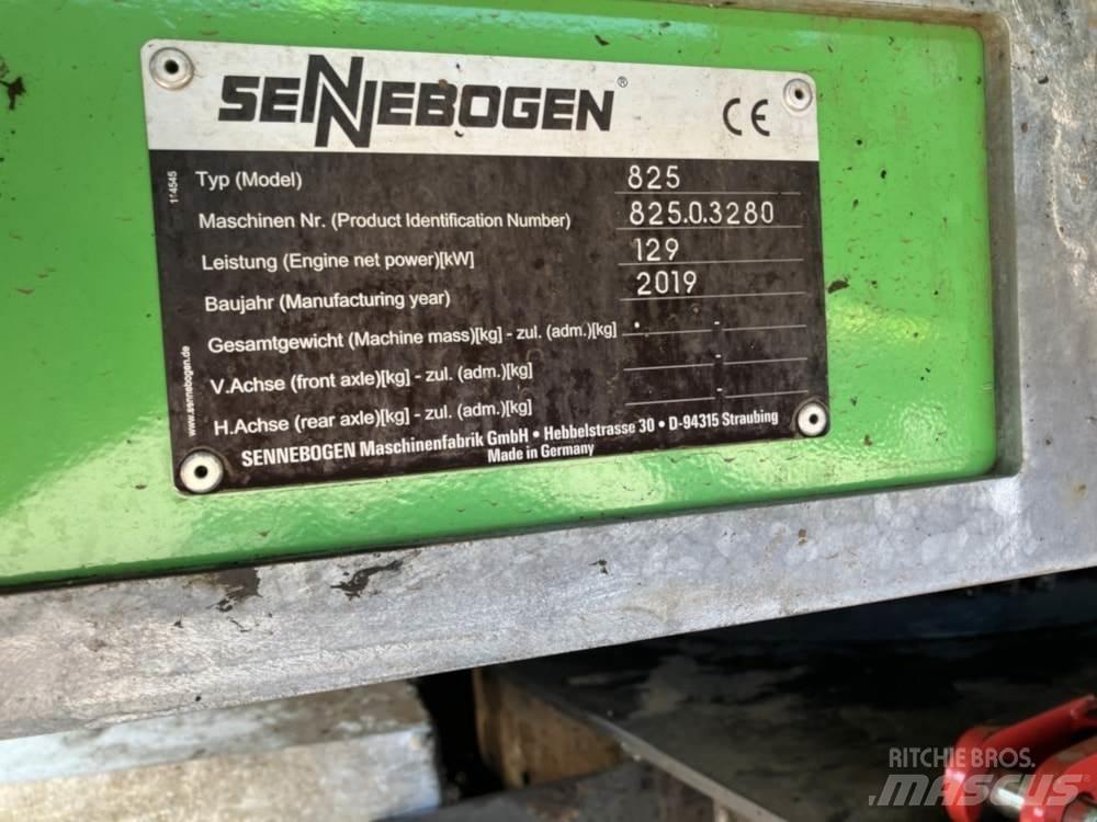 Sennebogen 825E Stroje pre manipuláciu s odpadom