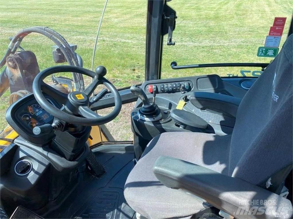 JCB 427 HT AGRI Kolesové nakladače