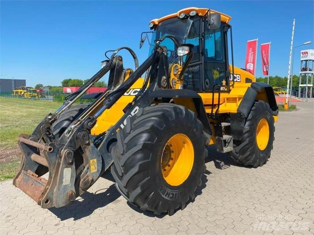 JCB 427 HT AGRI Kolesové nakladače