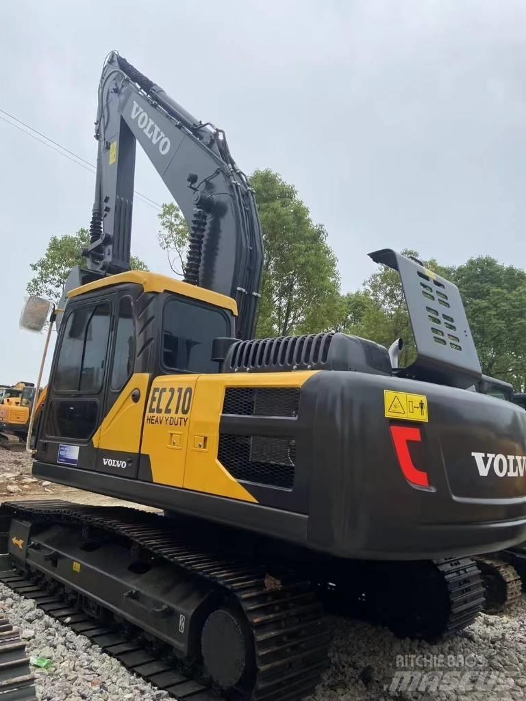 Volvo EC210 Pásové rýpadlá