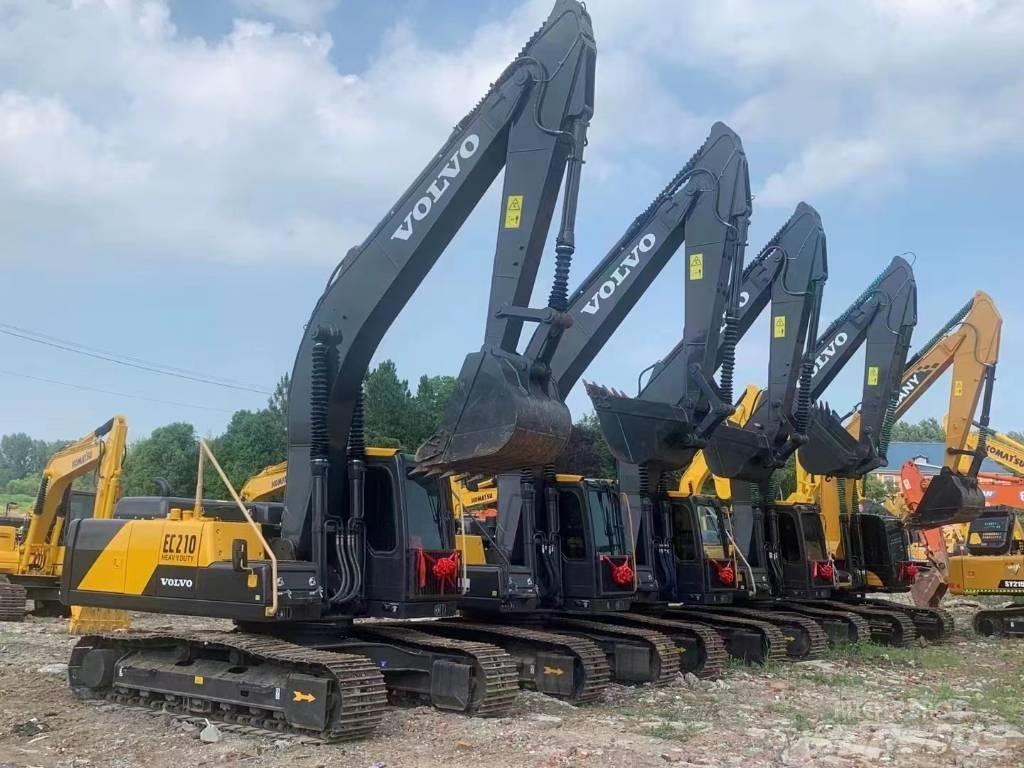 Volvo EC210 Pásové rýpadlá