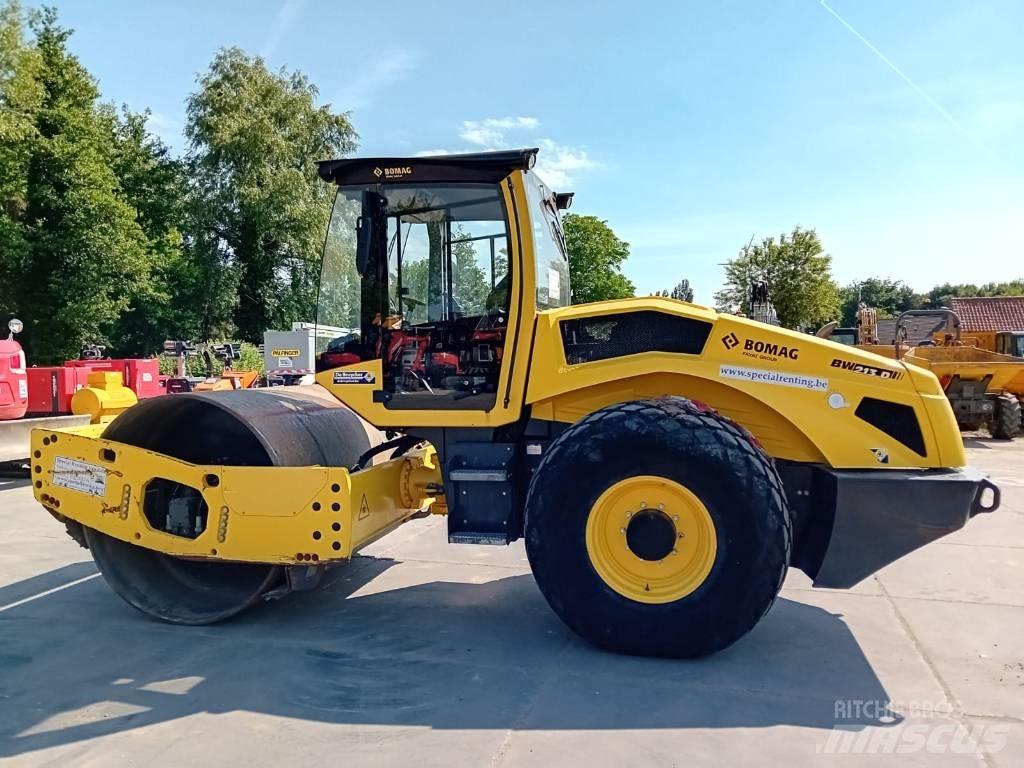 Bomag BW 213 D-5 Pôdne kompaktory
