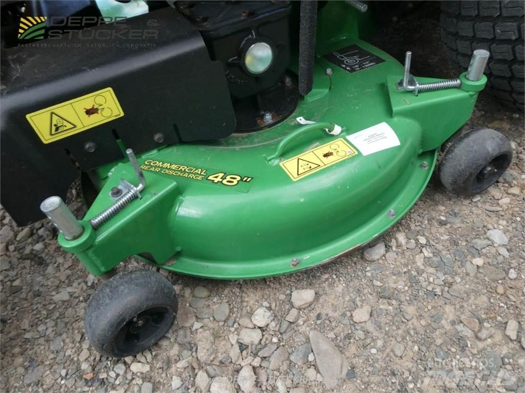 John Deere X950R Kompaktné traktory