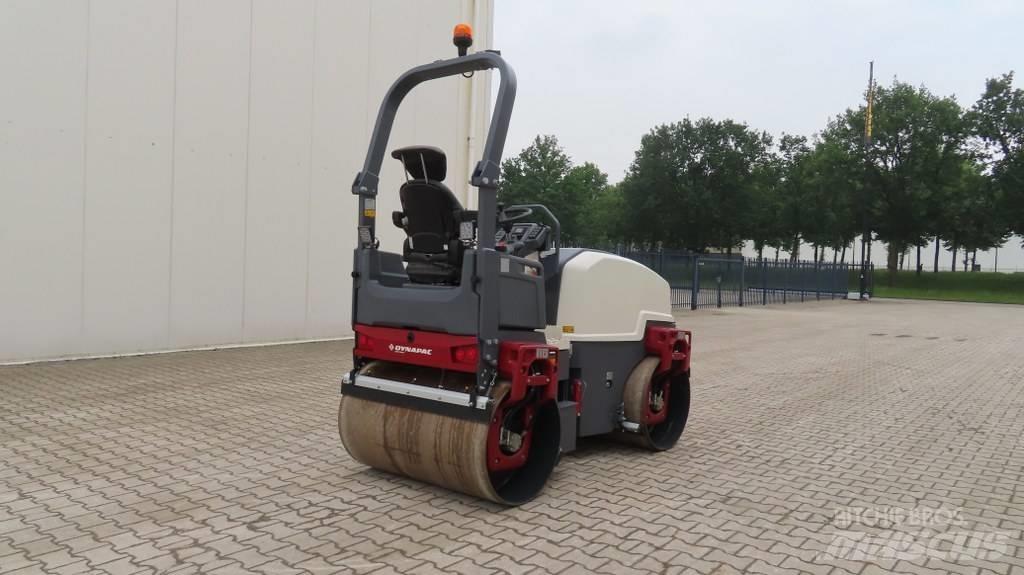 Dynapac CC1200 VI Tandemové valce