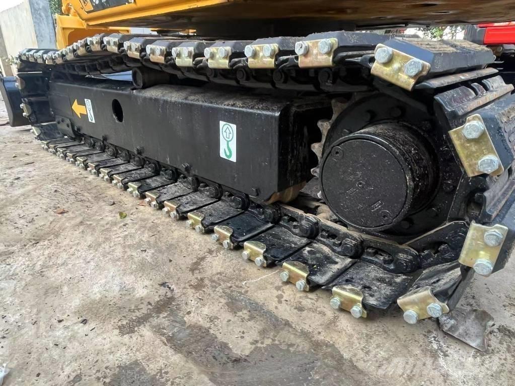 JCB 8052 ZTS Pásové rýpadlá