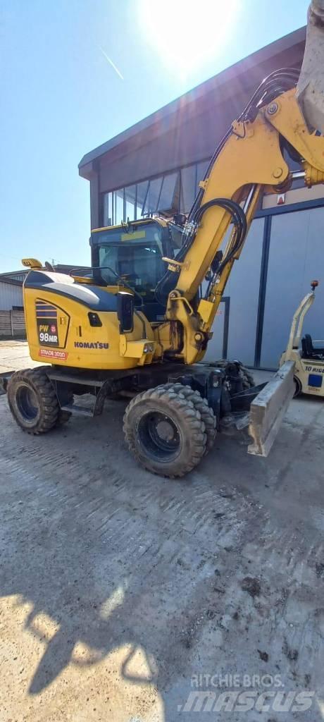 Komatsu PW98 MR-11 Kolesové rýpadlá