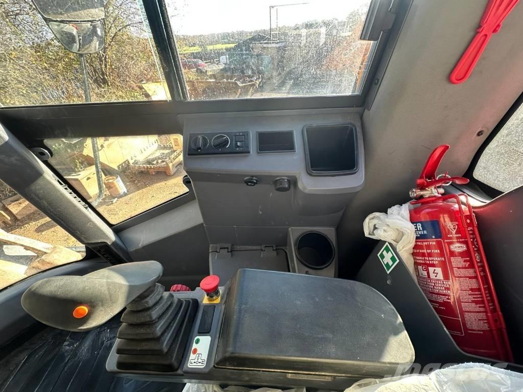 Hamm HC 130i Ťahačové valce