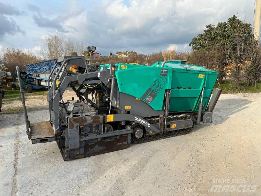 Vögele Super 800 Finišéry