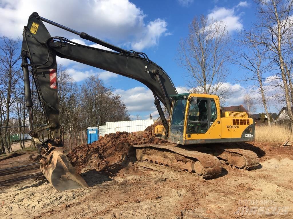 Volvo EC 240 B N LC Pásové rýpadlá