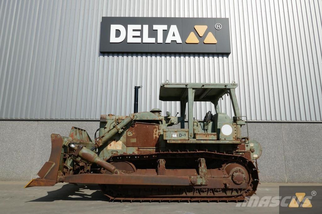 CAT D7F Ex-army Pásové dozéry