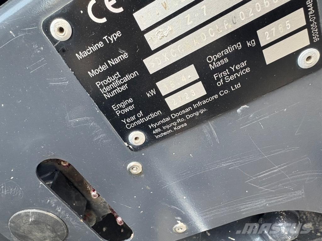 Doosan DX 27 Z Mini rýpadlá < 7t