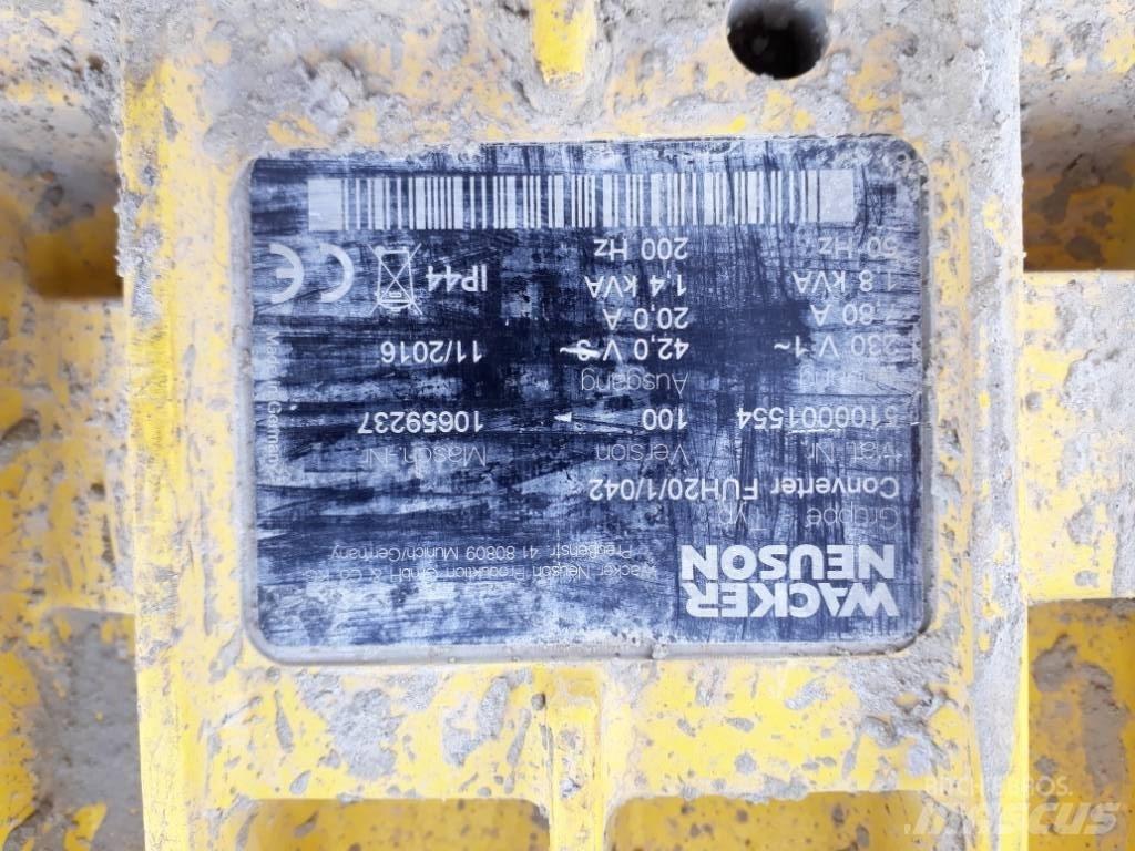 Wacker Neuson FUH20 Stroje na výrobu betónových prefabrikátov