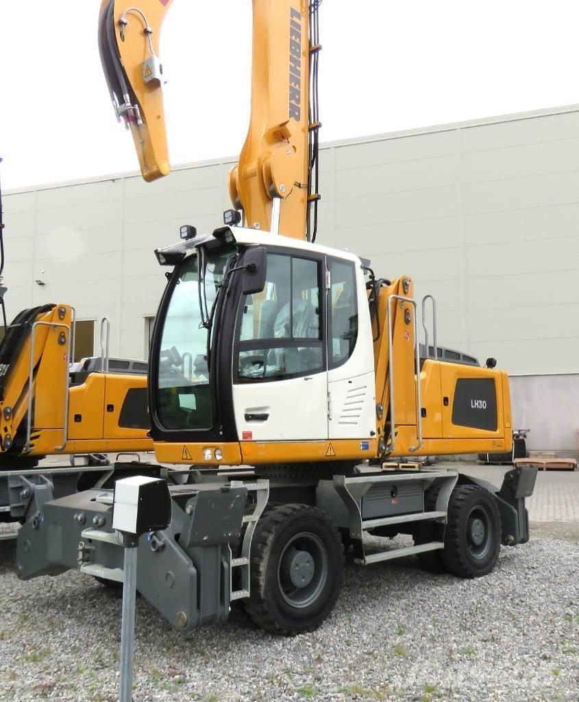 Liebherr LH 30 M Manipulácia s materiálom - ostatné