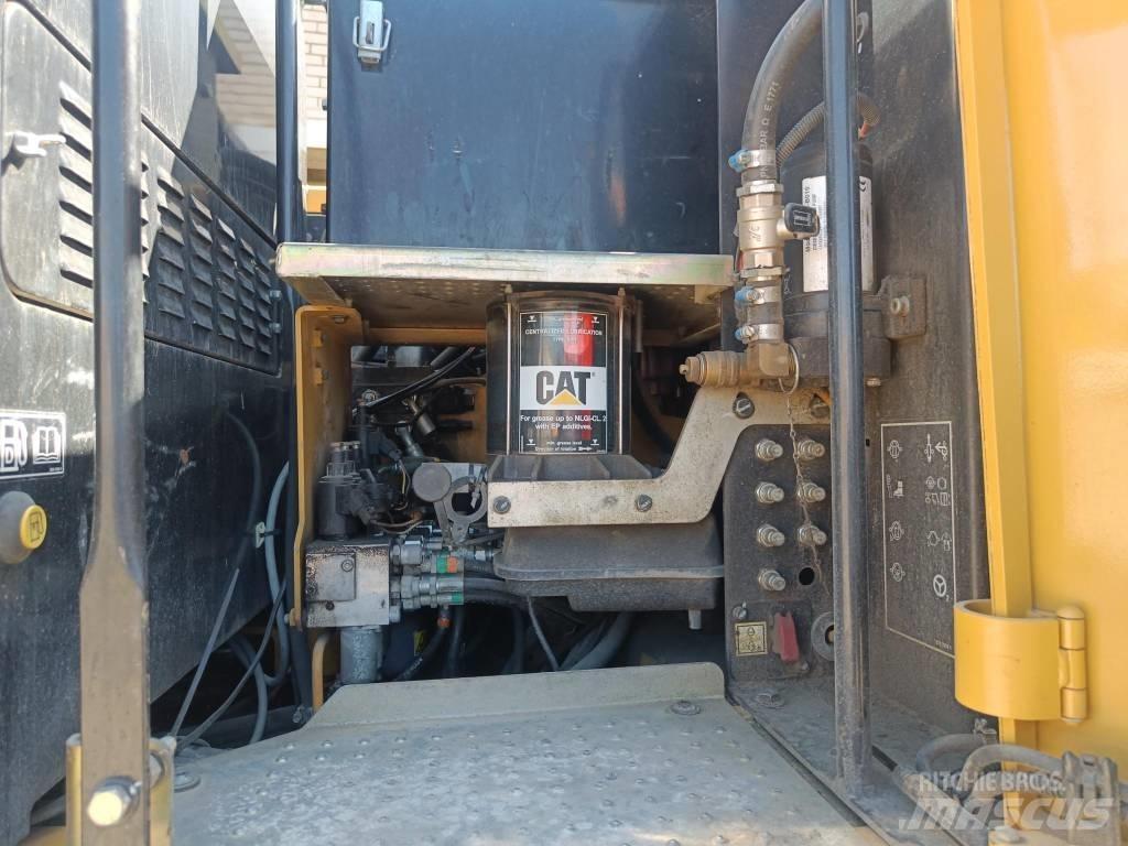 CAT M 315 D Kolesové rýpadlá