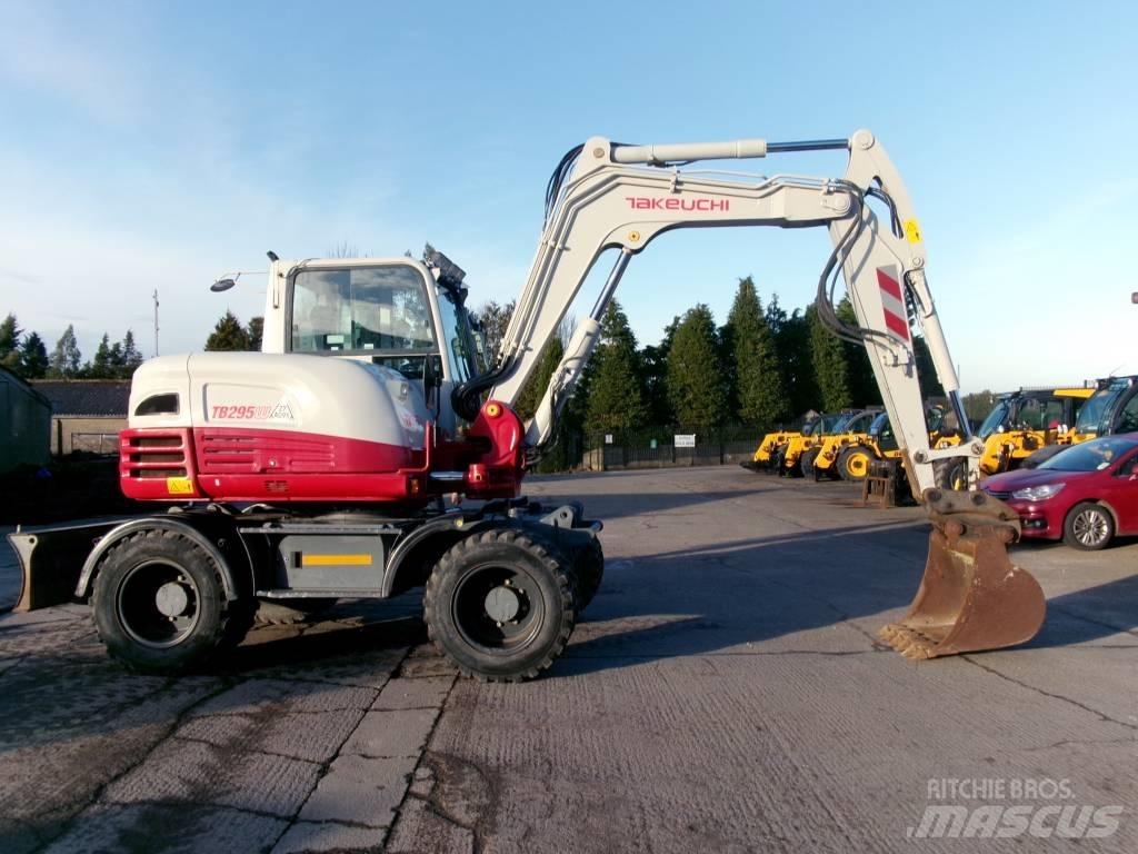 Takeuchi TB 295 W Kolesové rýpadlá