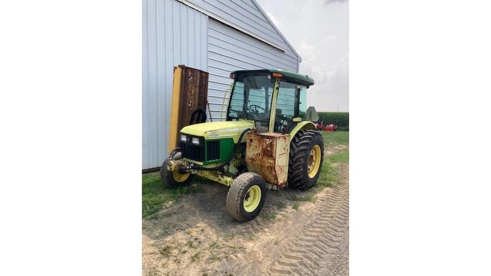 John Deere 5420 Traktory