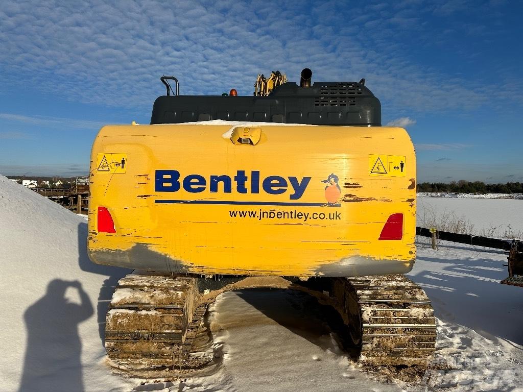 Komatsu PC 210 LC-11 Pásové rýpadlá