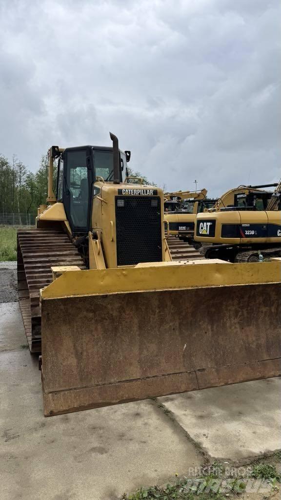 CAT D 6 N LGP Pásové dozéry