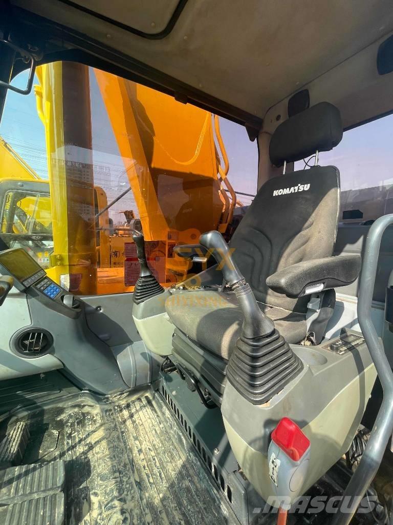 Komatsu PC 450 LC-8 Pásové rýpadlá