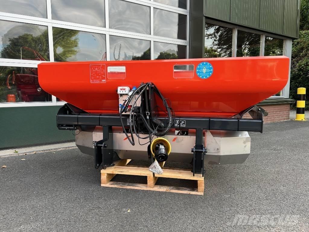 Kubota DSM 1100 Rozmetadlá priemyselných hnojív