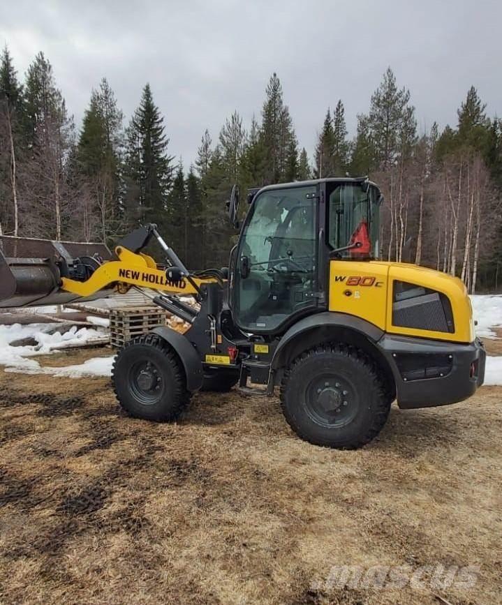 New Holland W80C Kolesové nakladače