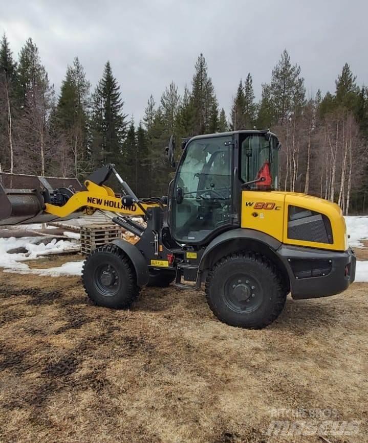 New Holland W80C Kolesové nakladače