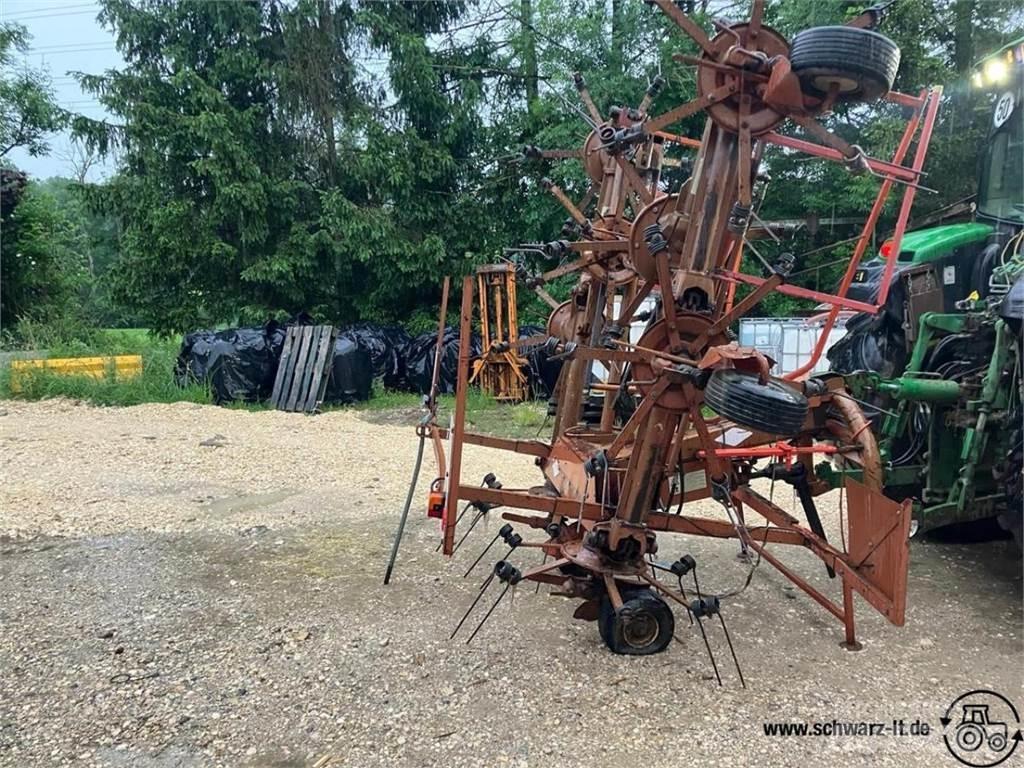 Kuhn GF 8501 Obracače a zhrabovače sena