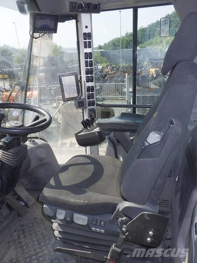 Volvo L 110 H LB Kolesové nakladače
