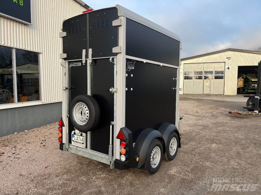 Ifor Williams HB 403 Návesy na prepravu zvierat