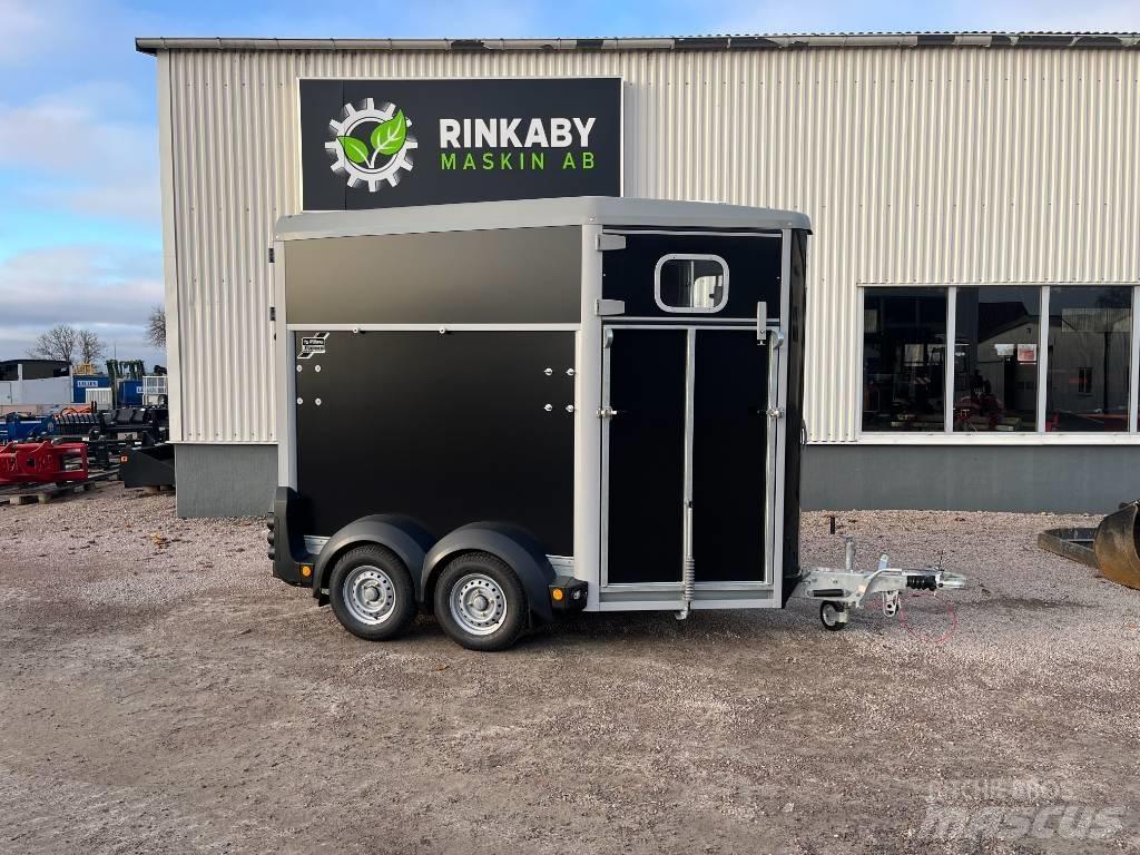 Ifor Williams HB 403 Návesy na prepravu zvierat